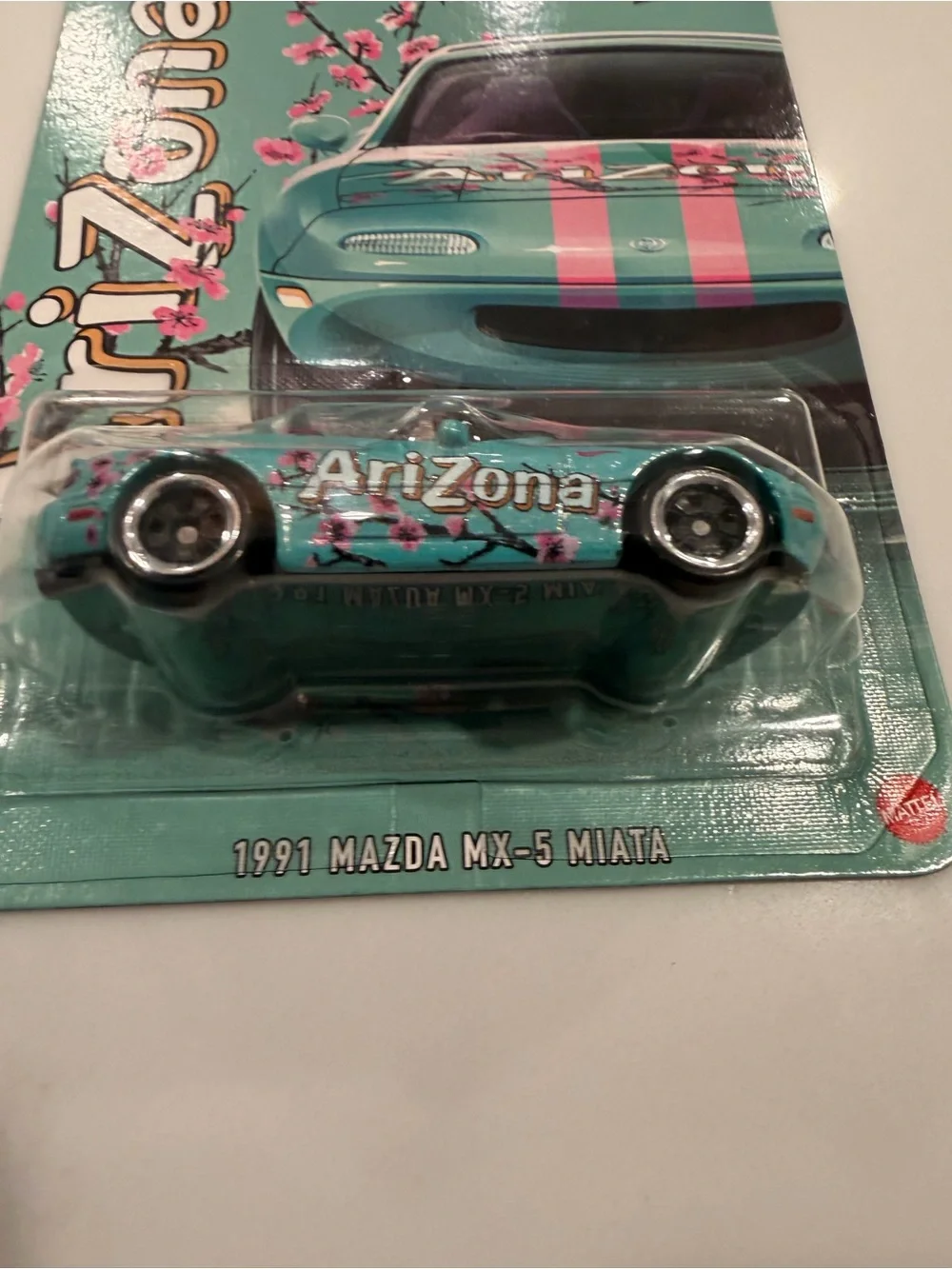 Hot Wheels Arizona Turquoise 1991 Mazda MX-5 Miata Toy Car
